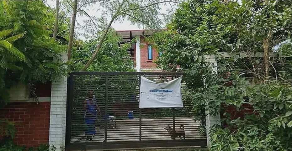 বেনজীরের জব্দ বাড়িতে বেতনহীন কেয়ারটেকার